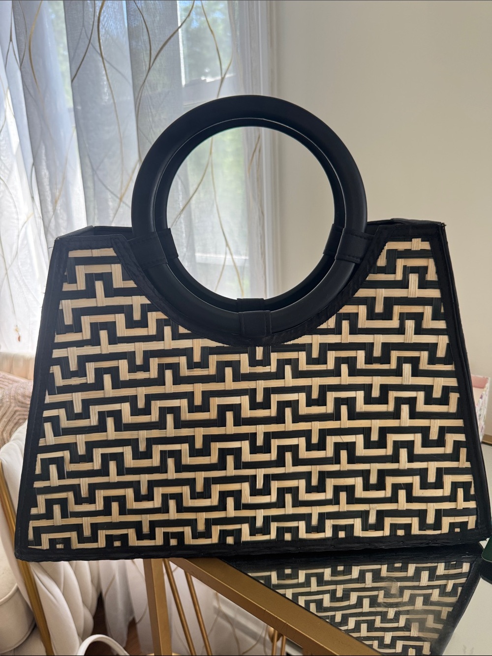 Woven Pattern Circle-Handle Tote Bag in Black and Cream